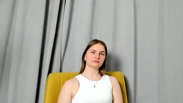 PhoebeTomerlin webcam