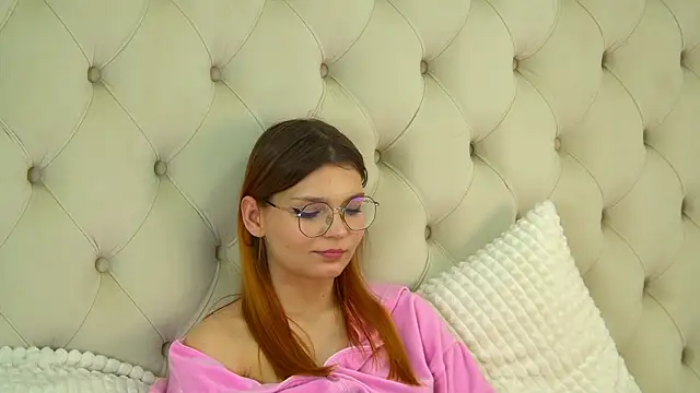 BellaMarebelle webcam