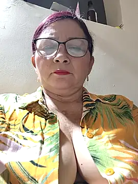 Webcam Model (marfil_milf)  is live.Free join now!