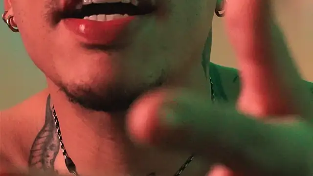 AlphaMasterXxx webcam