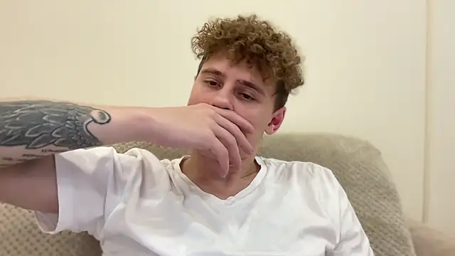 tyler_garner - Tyler_Garner's free webcam - UK Sex Cams