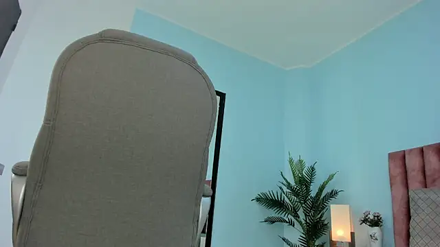 tati_saldarriaga webcam