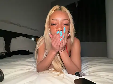 teethelightskinbarbie