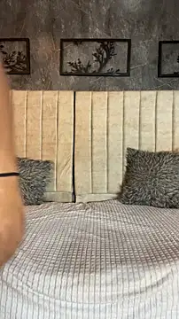 Webcam Model (AranzalatinBlaks1)  is live.Free join now!