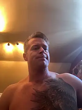 dilfiguess1 (Ask my age) - Keep yankin