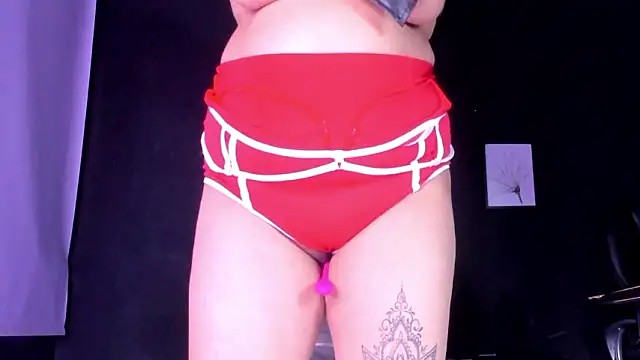 alondrabigtits webcam