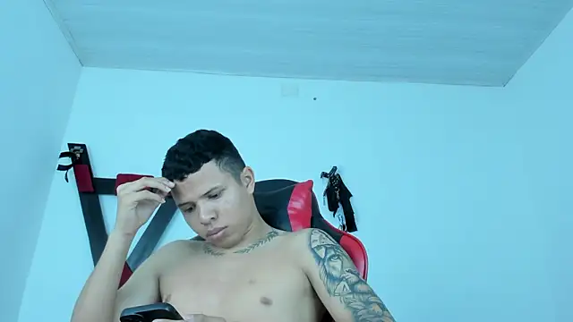 Steven19_LatinBoy webcam