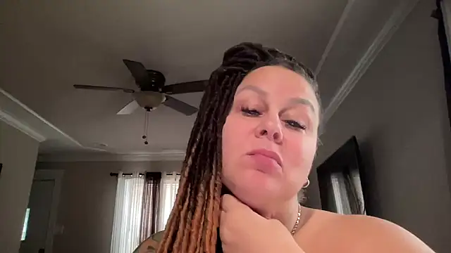 WorldsGreatestCockRater webcam