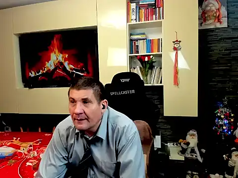 SpartacusDaddy48 webcam
