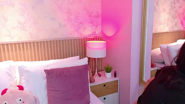 AdelineJhones webcam