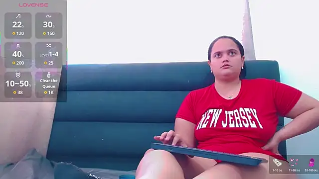 brunnette_hot webcam