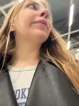 Sunny___Bunny webcam