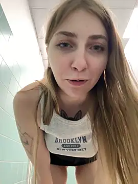 Sunny___Bunny webcam