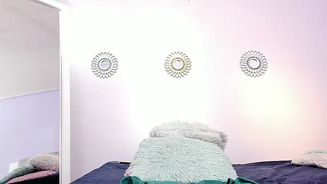 minene_mikami webcam