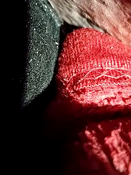 Webcam Model (Hotcouplepriya)  is live.Free join now!