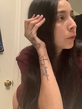 lovinlush (F young) - Rub/spread pussy