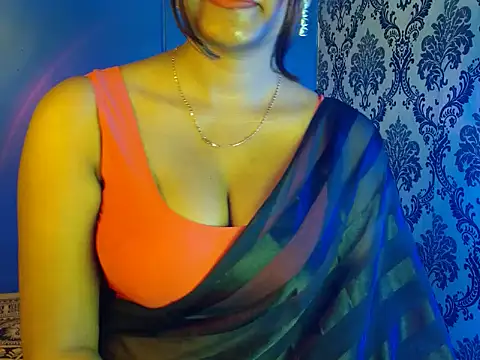 hotginni4 (F young) - spanking 20x boobs