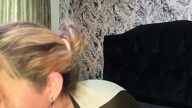 Sexy_Valeshca webcam