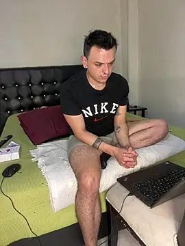 daniel_collins webcam