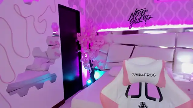 AikoHayashida webcam