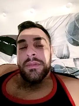 Attila98 Live Webcam on Stripchat