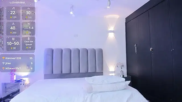 BritanyBrown_ webcam