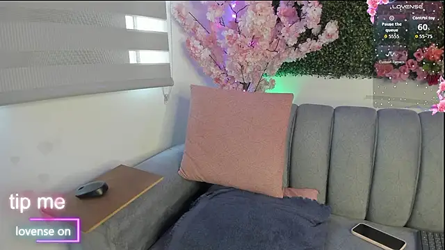 doris_cruzz - Doris_cruzz's free webcam