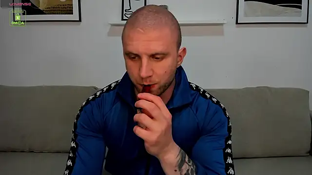 Gerard_Finbar Live Webcam on Stripchat