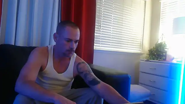 MISTERANDDEMI webcam