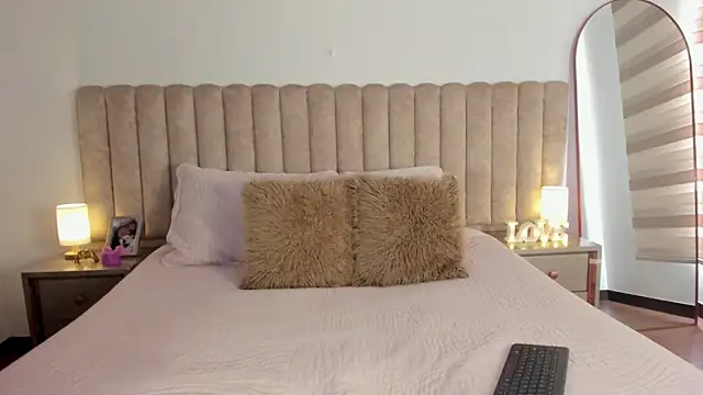 Sophie_Restrepo webcam