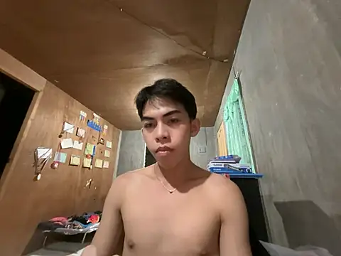 urhotsilverboy (M twink) - LICK MY CUM AND FRESH LOADED