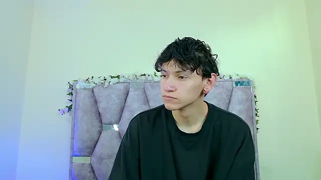 iris_and_damian webcam