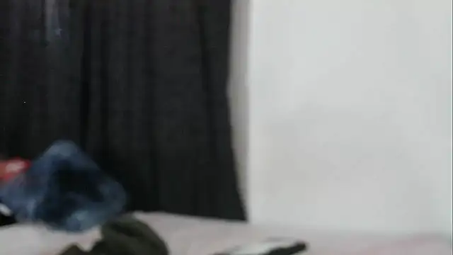 lunahototinparis18 webcam