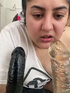 Webcam Model (inked_nekoo)  is live.Free join now!