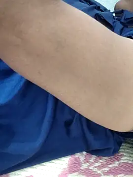 sweetqueen143 webcam