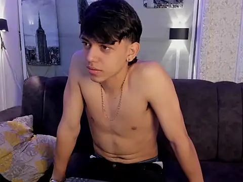 sebas_pretty7 - Sebas_pretty7's free webcam - UK Sex Cams