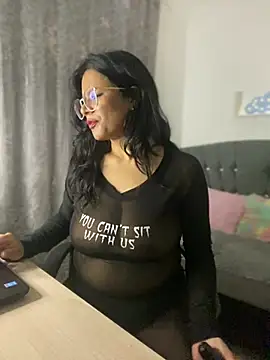 Webcam Model (CATHA_EF)  is live.Free join now!