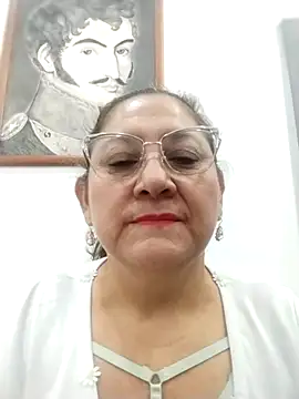 julieta_21- - JULIETA_21-'s free webcam