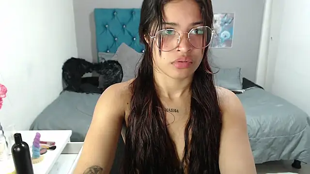 mia_sexgirl webcam