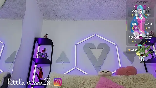 littlevixen18 - Littlevixen18's free webcam