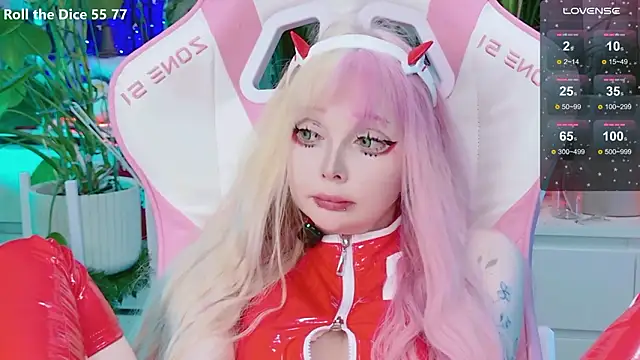 cutelittlepuff webcam