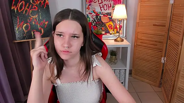 mollysmiawko - MollysMiawko's free webcam - UK Sex Cams