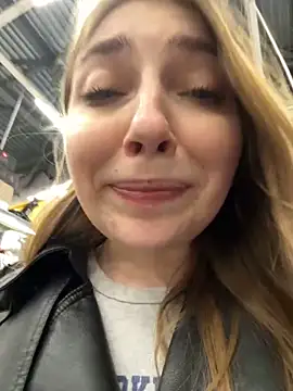 Sunny___Bunny webcam