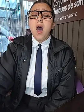 Cute_Penelope webcam