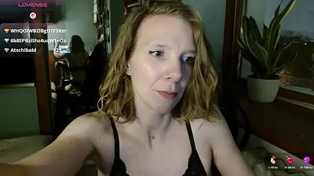 Daisy_Lovely webcam