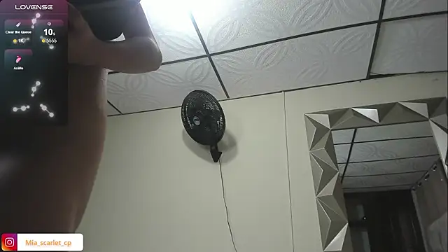 Mia_scarlet69 webcam