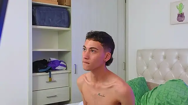 yulian_vasquez webcam