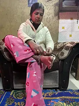 meera_xxx - Meera_xxx's free webcam - UK Sex Cams