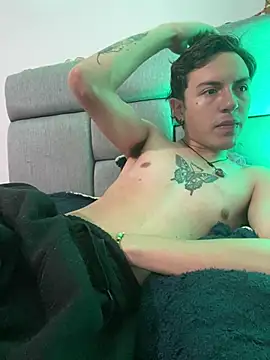 NaytonFreeman webcam