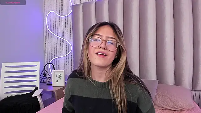 SamanthaPeachss webcam